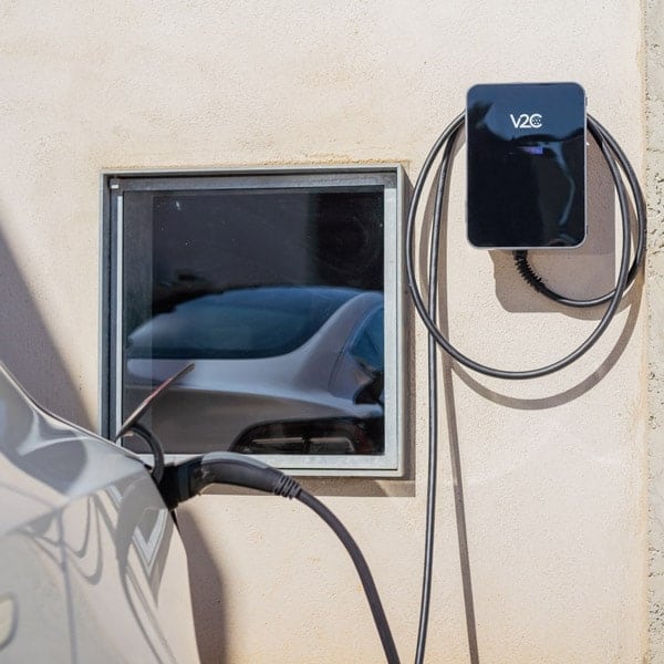 V2C Trydan Pro elektromos autó fali töltő (22 kW – 3x32A) (5m - Type 2) (DLB) (Beépített MID mérővel)